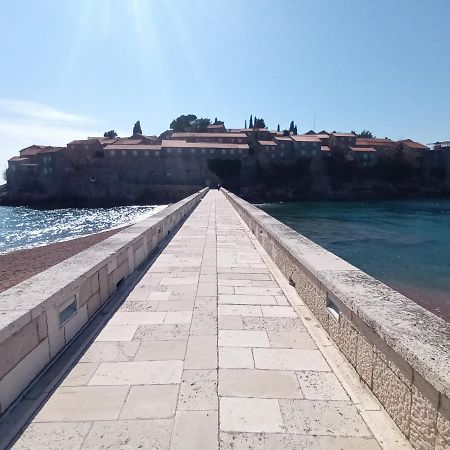 Sveti Stefan- Apartment Dora Екстериор снимка