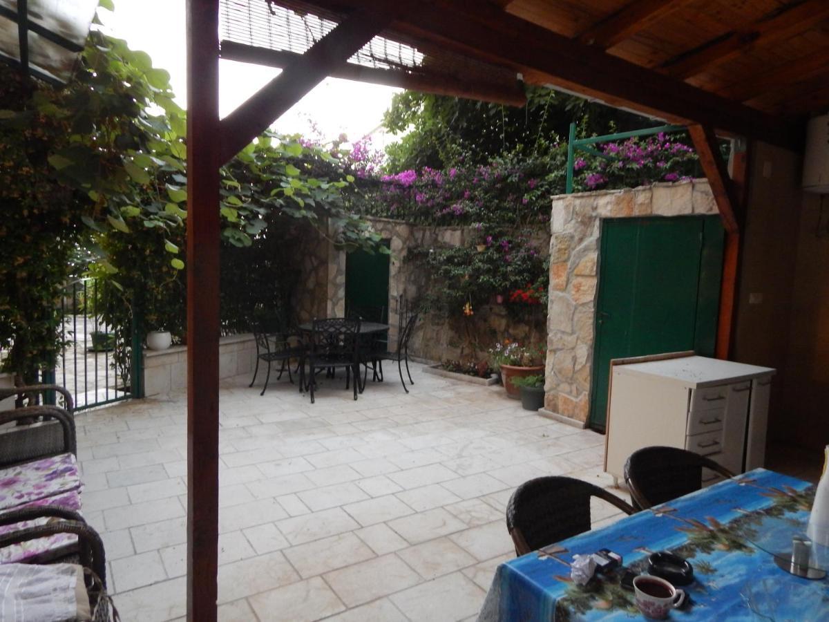 Sveti Stefan- Apartment Dora Екстериор снимка