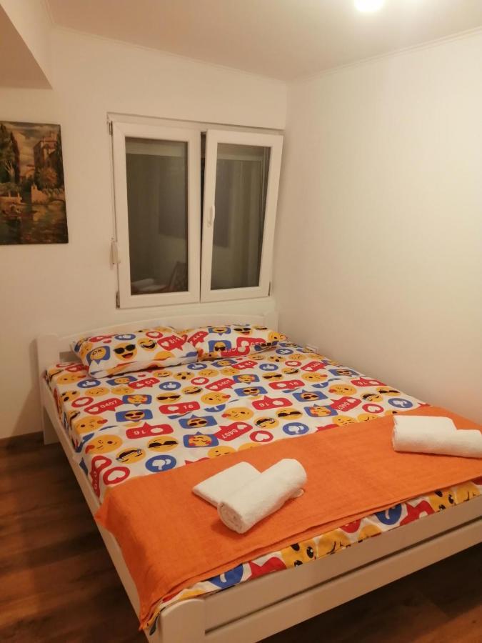 Sveti Stefan- Apartment Dora Екстериор снимка